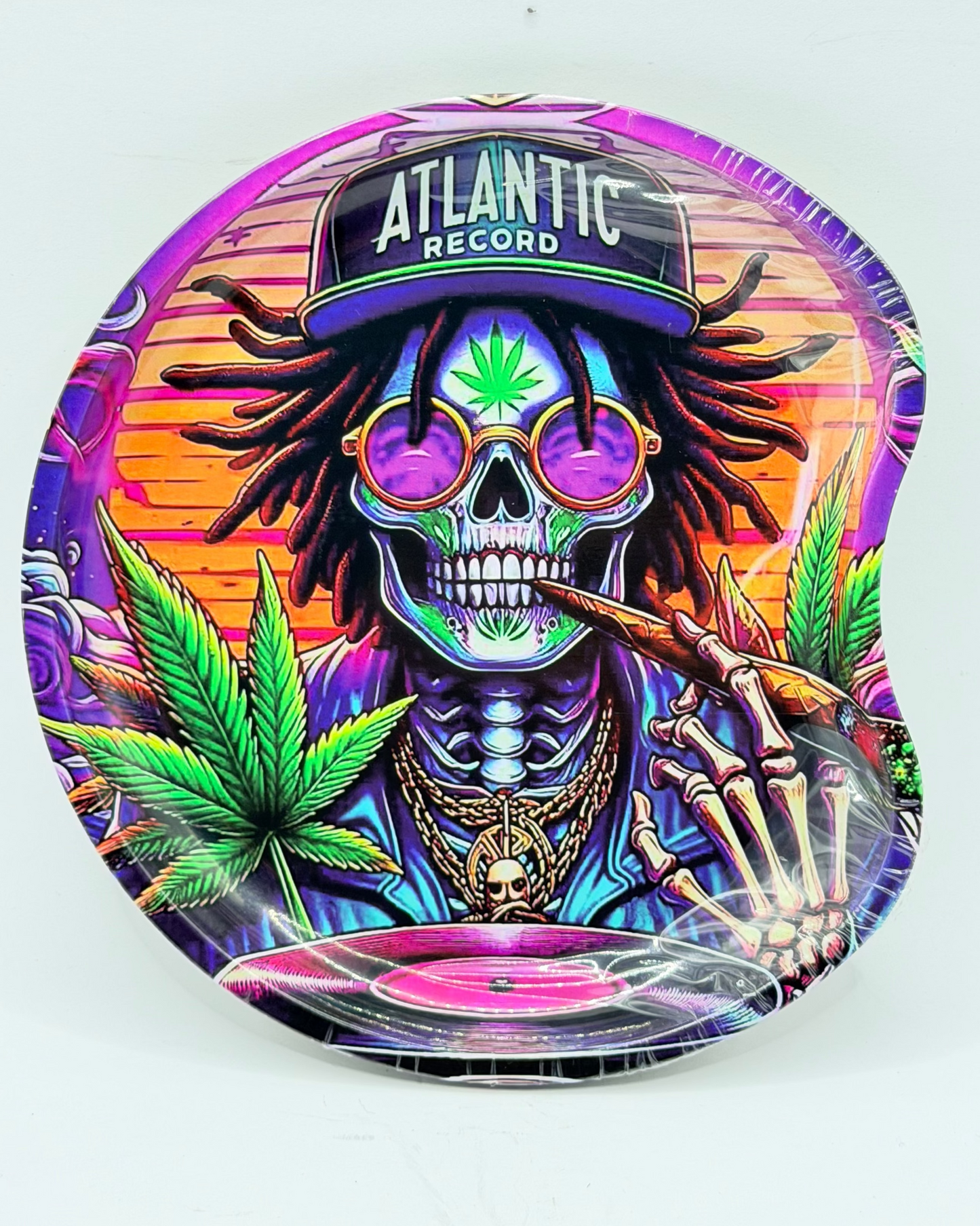 Rolling Tray With Magnetic Lid