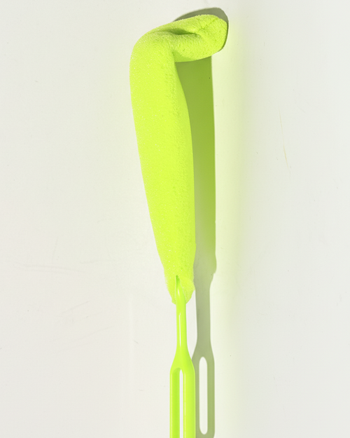 Memory foam bottle brush detail views showing expandable cleaning head